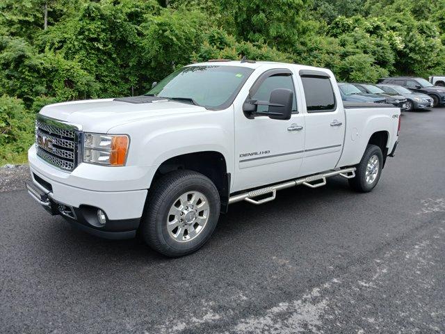 2012 GMC Sierra 3500HD Vehicle Photo in LEOMINSTER, MA 01453-2952