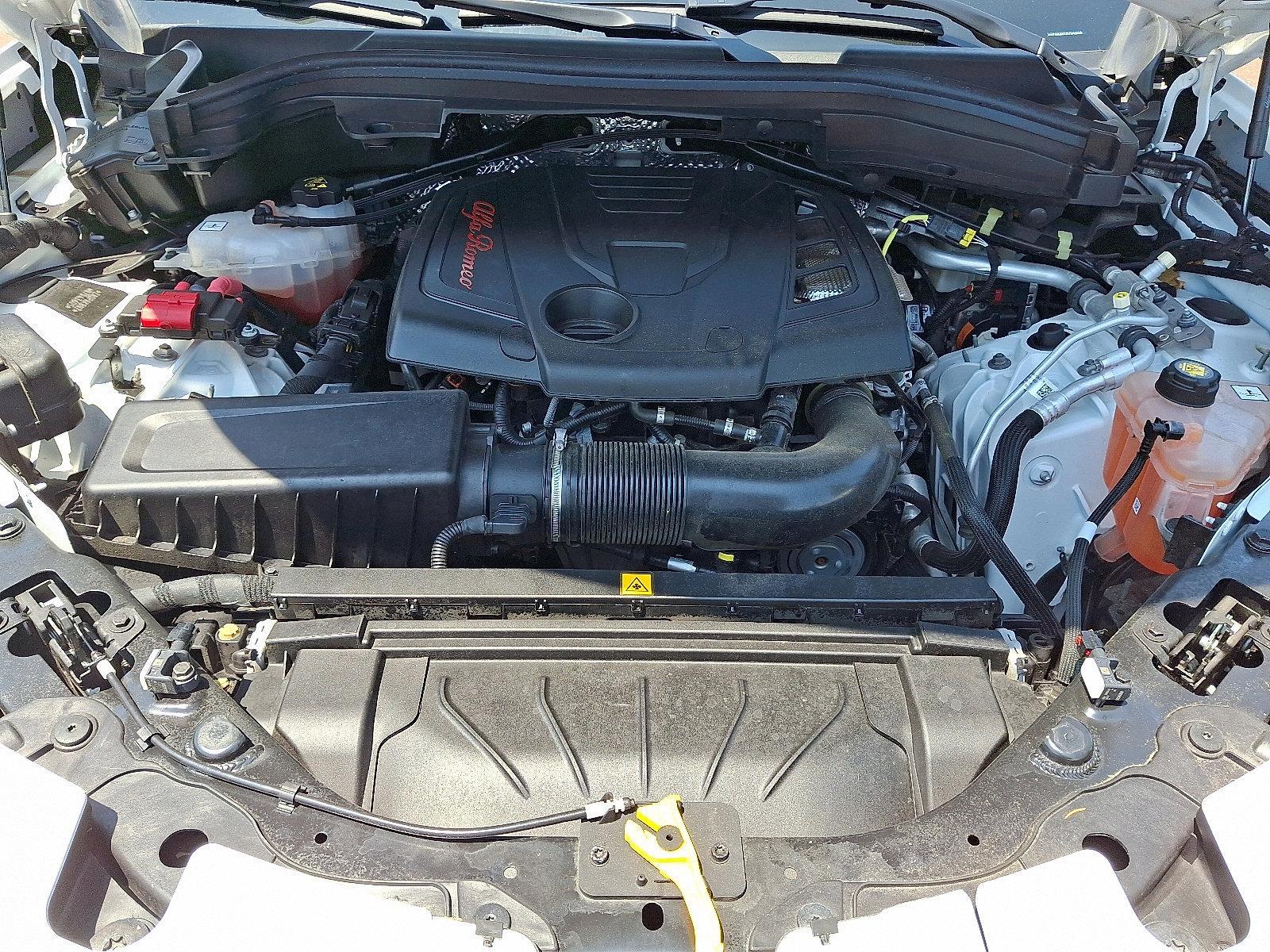 2022 Alfa Romeo Stelvio Vehicle Photo in Willow Grove, PA 19090