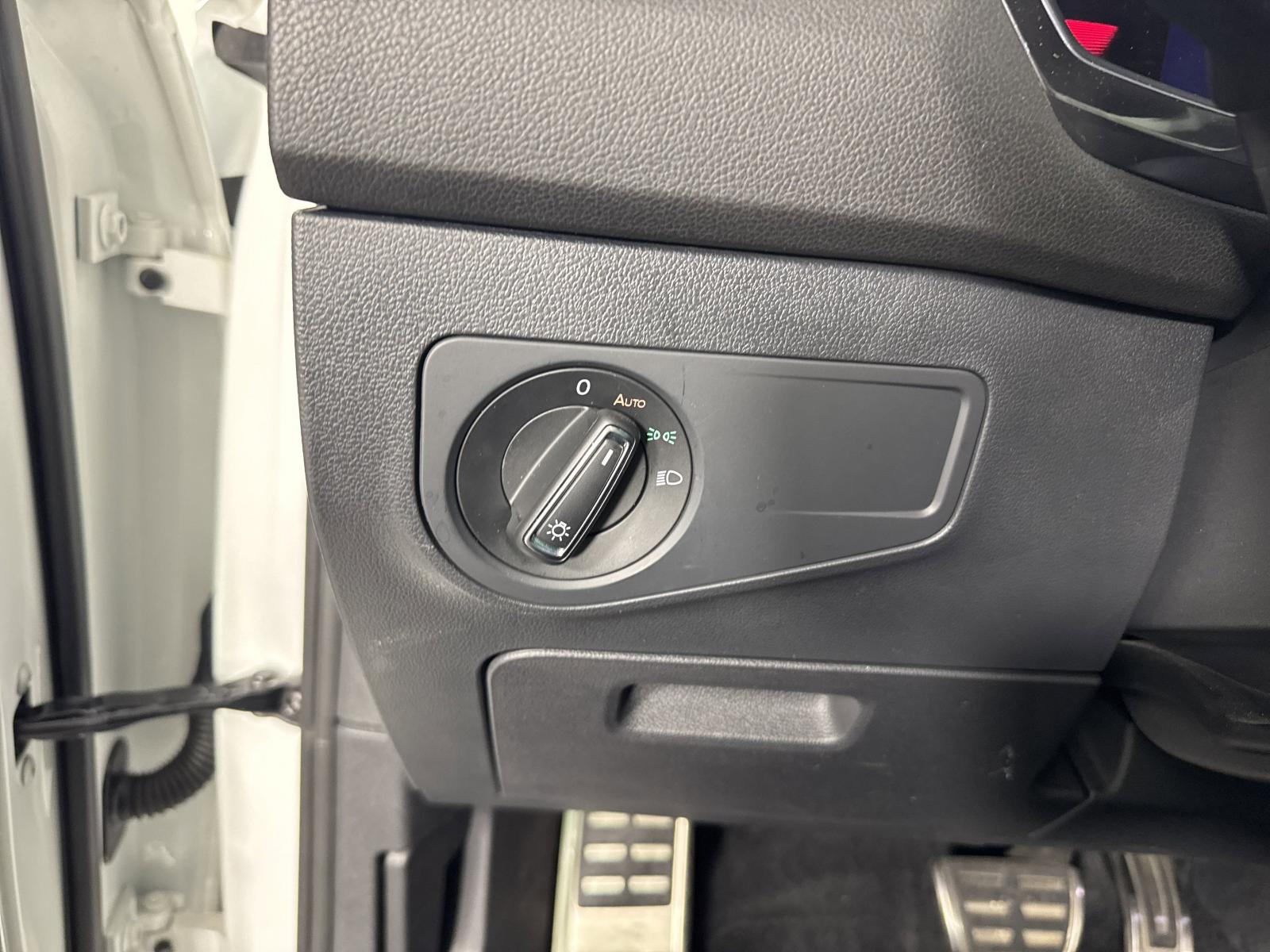 2023 Volkswagen Tiguan Vehicle Photo in Georgetown, TX 78626