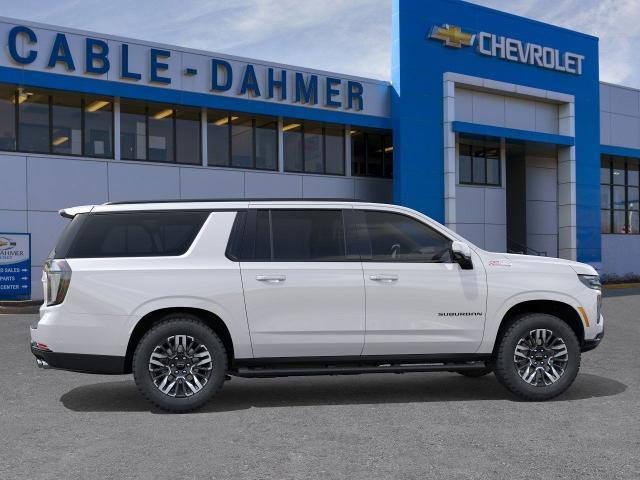 2025 Chevrolet Suburban Vehicle Photo in KANSAS CITY, MO 64114-4502
