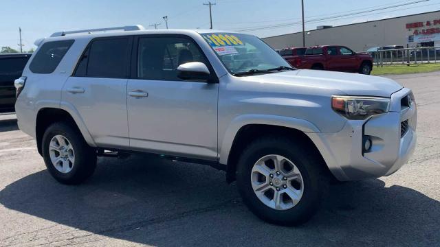 2015 Toyota 4Runner Vehicle Photo in MOON TOWNSHIP, PA 15108-2571