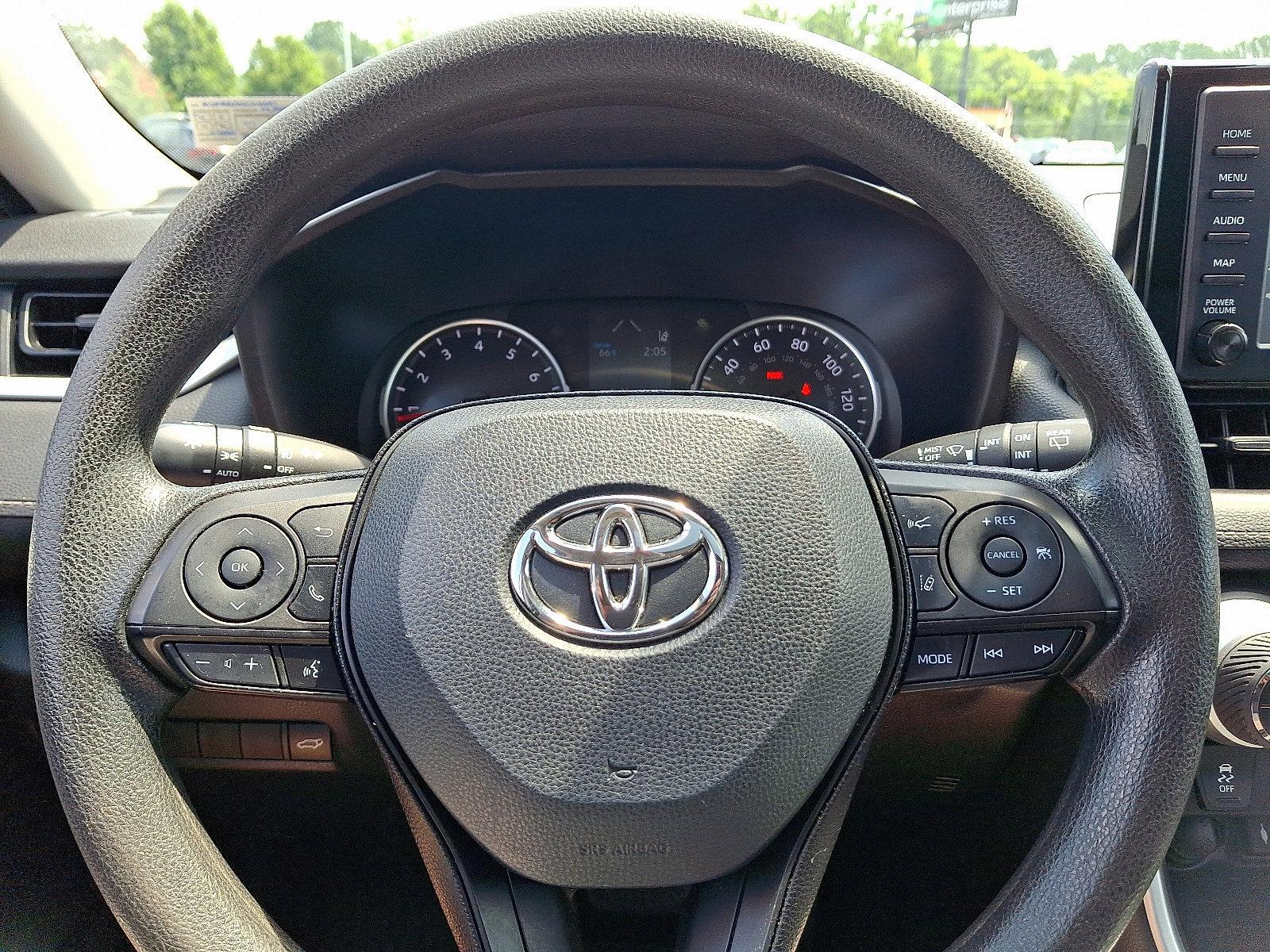 2019 Toyota RAV4 Vehicle Photo in Trevose, PA 19053