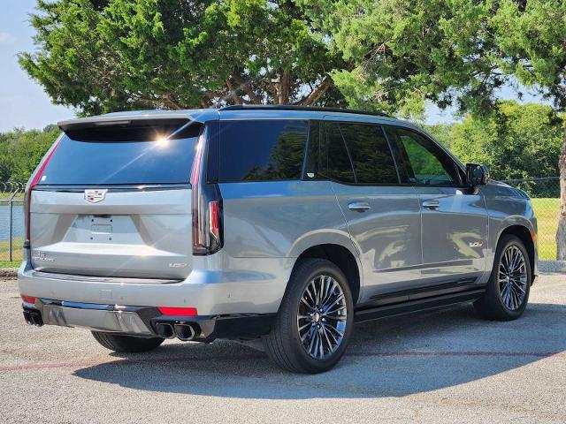 2023 Cadillac Escalade Vehicle Photo in DENTON, TX 76210-9321