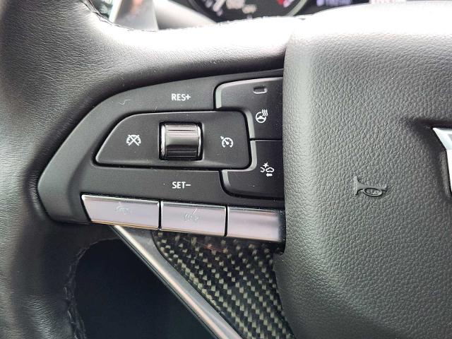 2022 Cadillac XT6 Vehicle Photo in DENTON, TX 76210-9321