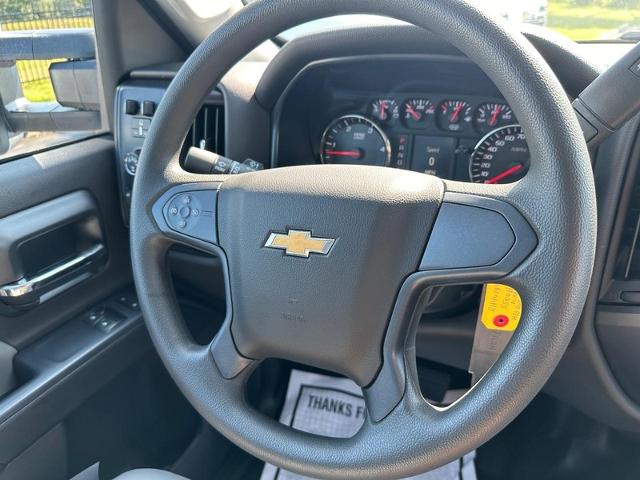 2024 Chevrolet Silverado 5500 HD Vehicle Photo in COLUMBIA, MO 65203-3903