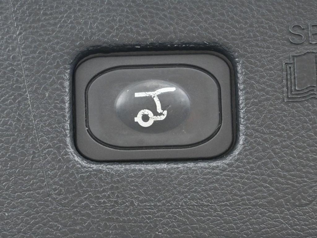 2021 Ford Edge Vehicle Photo in Marion, IA 52302