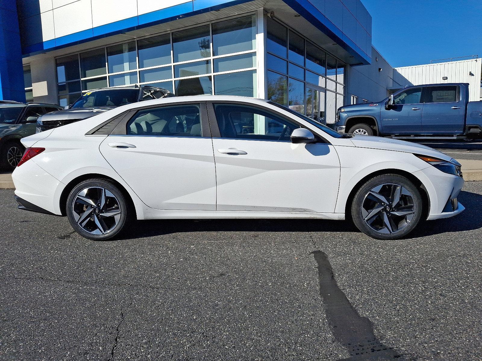 2023 Hyundai Elantra Hybrid Vehicle Photo in BETHLEHEM, PA 18017-9401