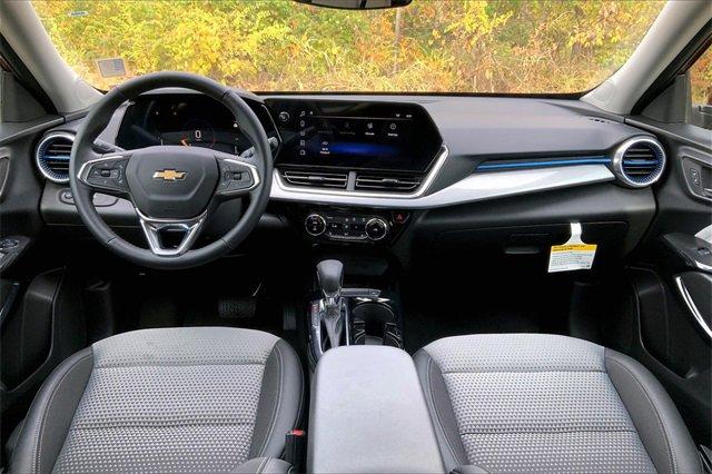 2025 Chevrolet Trax Vehicle Photo in TOPEKA, KS 66609-0000