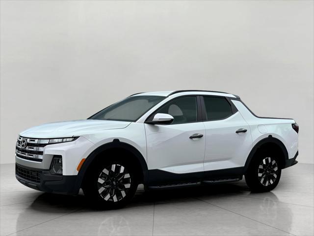 2025 Hyundai SANTA CRUZ Vehicle Photo in Green Bay, WI 54304