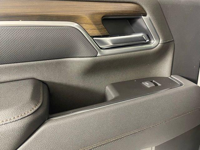 2025 Chevrolet Silverado 3500 HD Vehicle Photo in PHOENIX, AZ 85014-3381