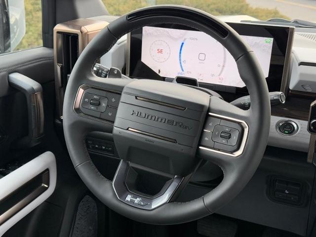 2024 GMC HUMMER EV SUV Vehicle Photo in COLUMBIA, MO 65203-3903
