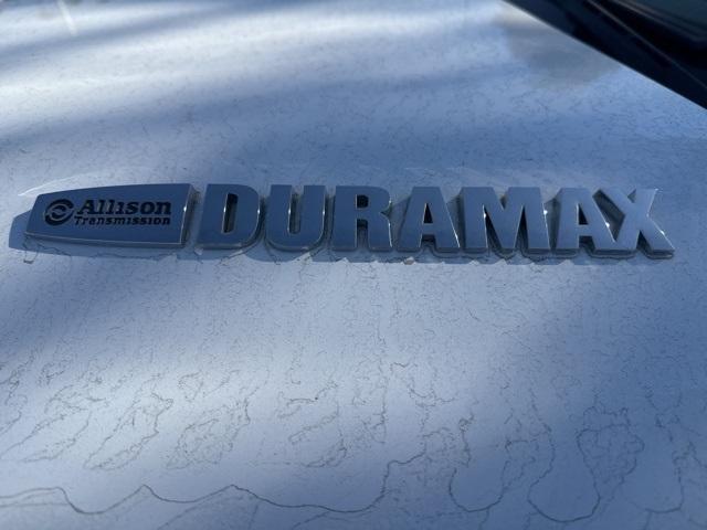 2016 Chevrolet Silverado 3500HD Vehicle Photo in VENTURA, CA 93003-8585