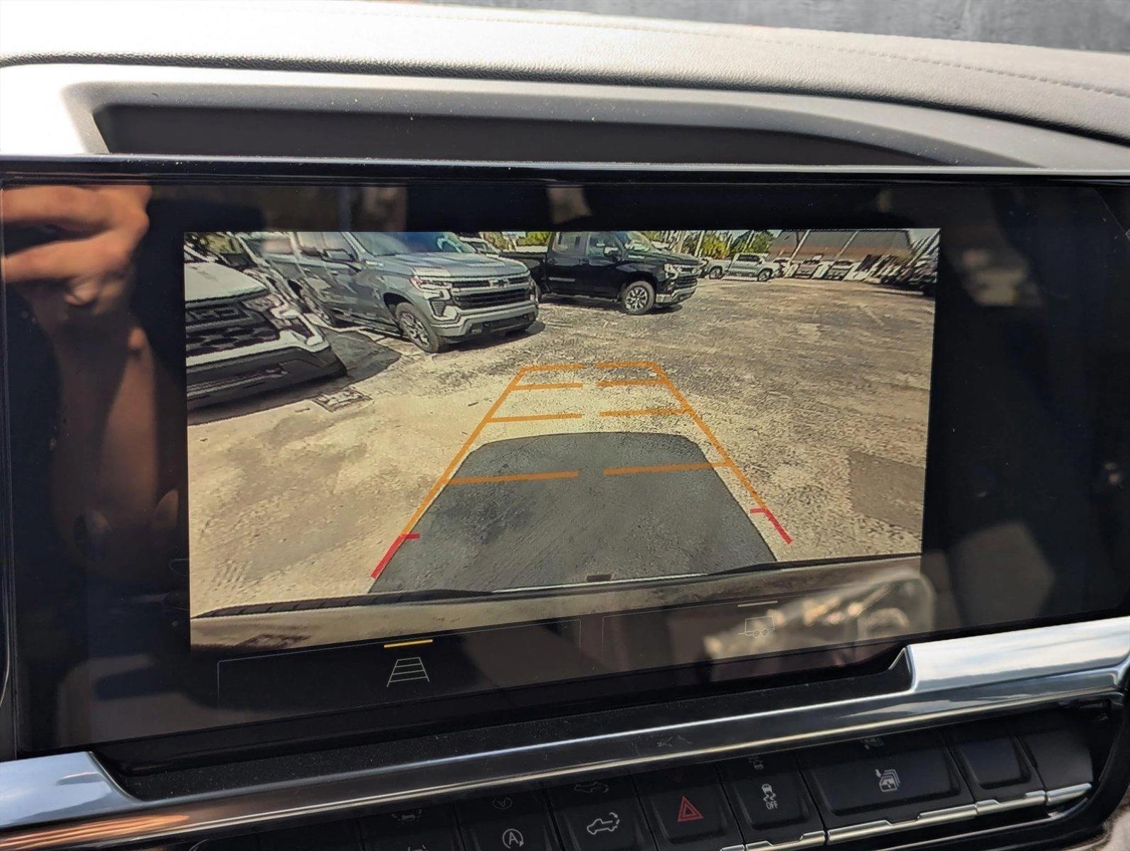 2025 Chevrolet Silverado 1500 Vehicle Photo in MIAMI, FL 33134-2699