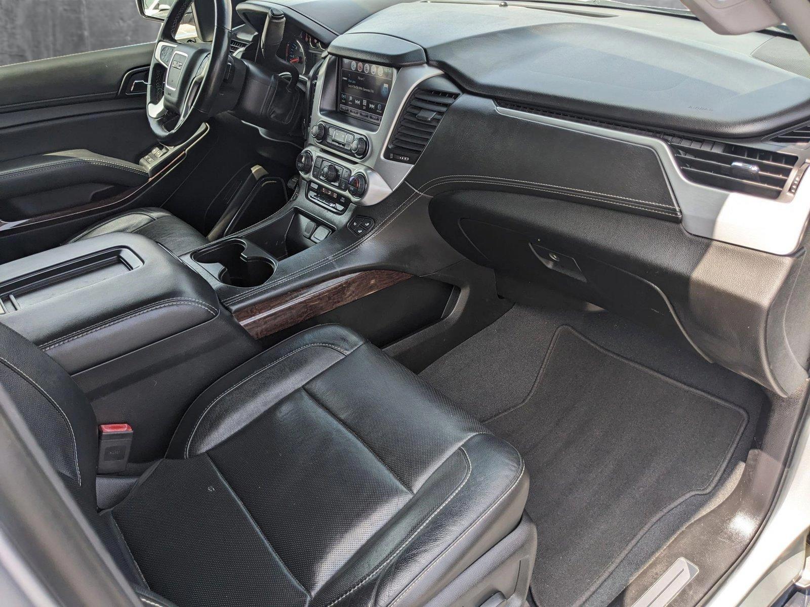 2019 GMC Yukon XL Vehicle Photo in HOUSTON, TX 77034-5009