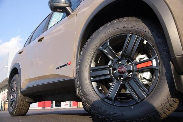 2025 Nissan Rogue Vehicle Photo in Hazelwood, MO 63042