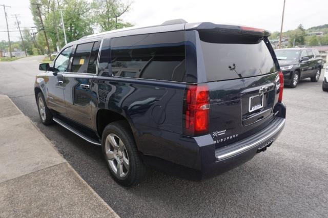 2019 Chevrolet Suburban Vehicle Photo in FAIRMONT, WV 26554-2318