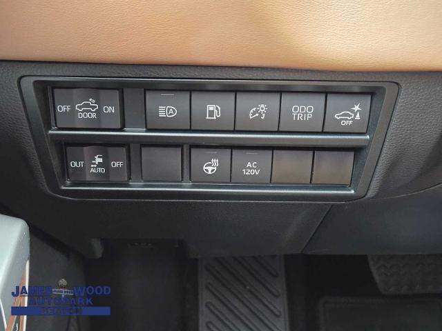 2023 Toyota Tundra 4WD Vehicle Photo in DENTON, TX 76210-9321