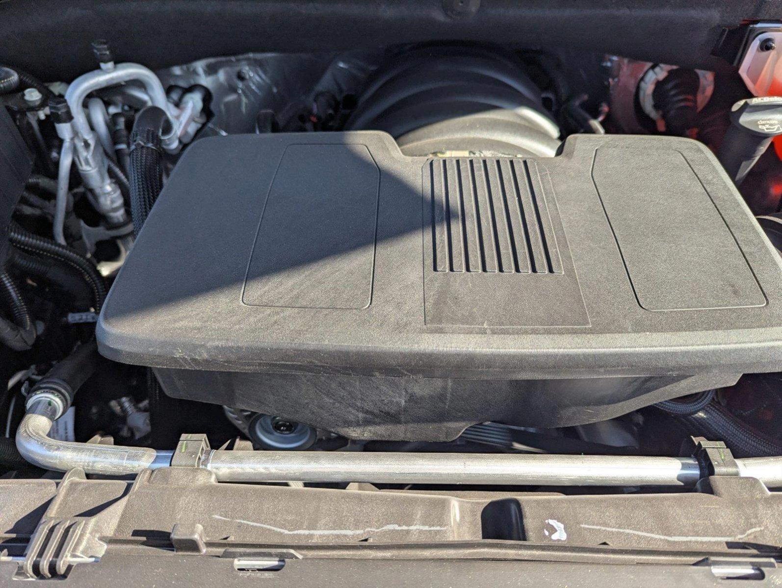2025 Chevrolet Suburban Vehicle Photo in PEMBROKE PINES, FL 33024-6534