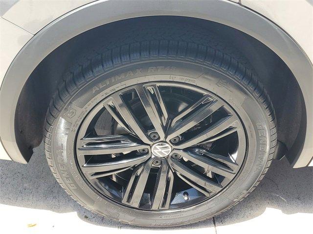 2022 Volkswagen Tiguan Vehicle Photo in SUNRISE, FL 33323-3202