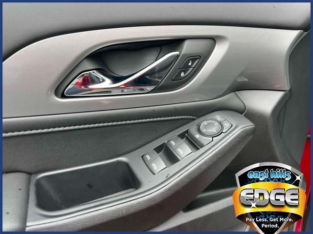 2022 Chevrolet Traverse Vehicle Photo in Roslyn, NY 11576