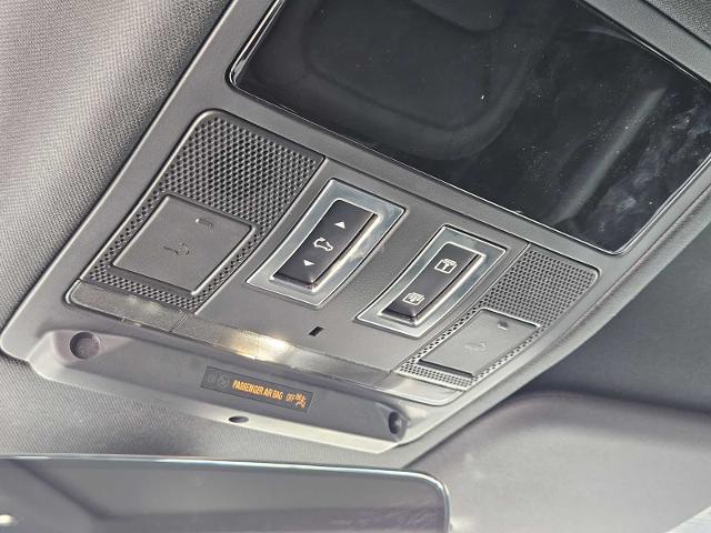 2025 Defender Vehicle Photo in AUSTIN, TX 78717