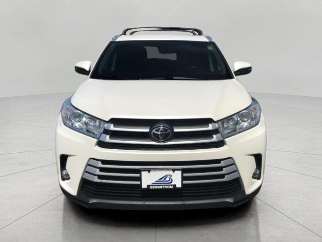 2019 Toyota Highlander Vehicle Photo in GREEN BAY, WI 54303-3330