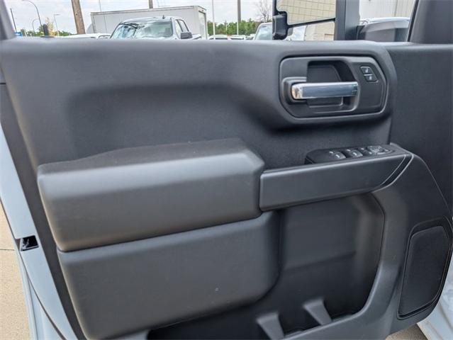 2025 Chevrolet Silverado 3500 HD Vehicle Photo in ENGLEWOOD, CO 80113-6708