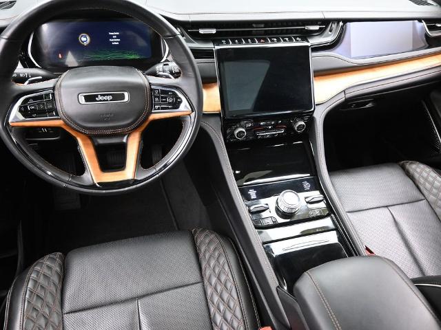 2023 Jeep Grand Cherokee 4xe Vehicle Photo in Cedar Rapids, IA 52402