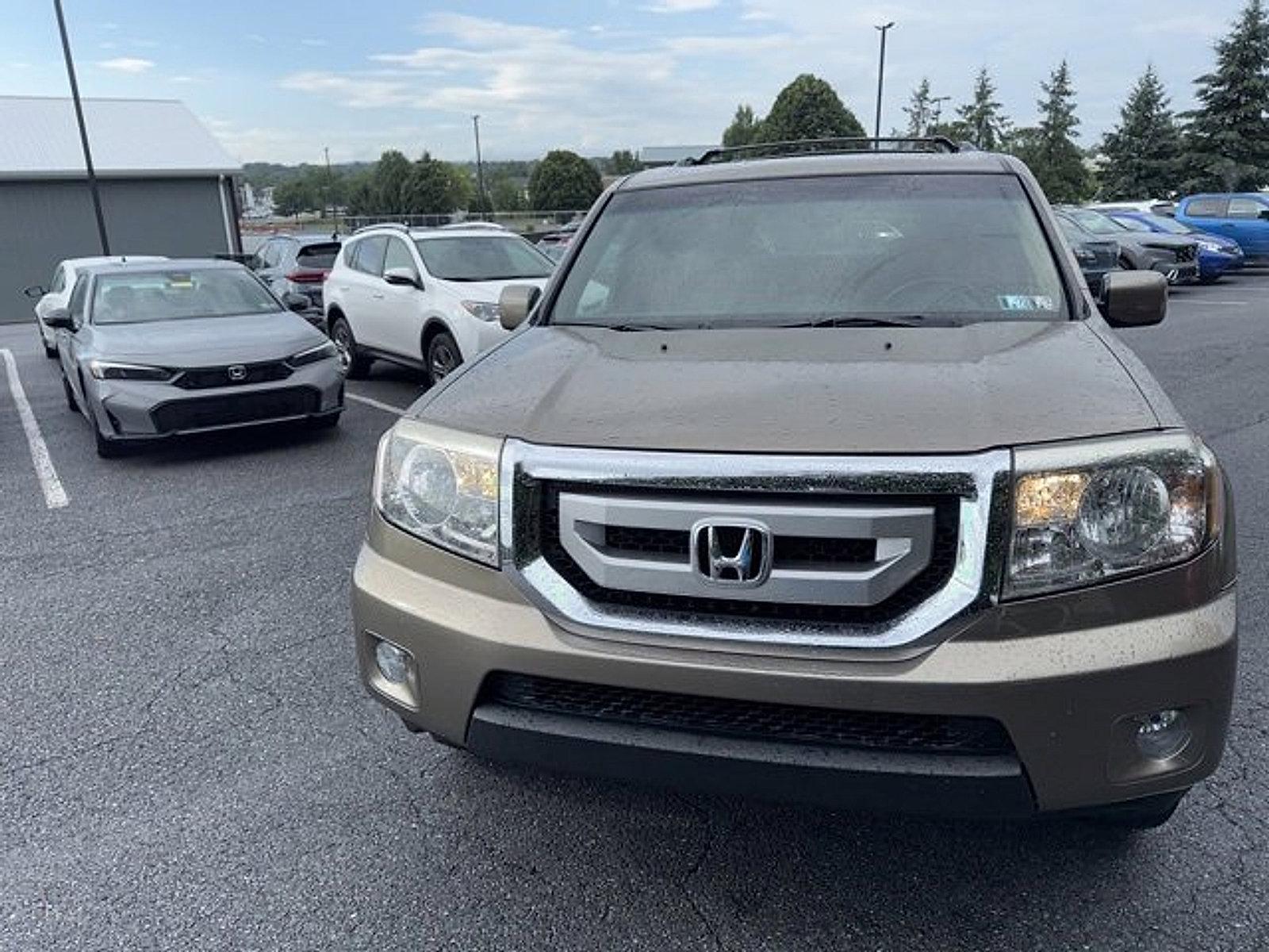 2011 Honda Pilot Vehicle Photo in Harrisburg, PA 17111