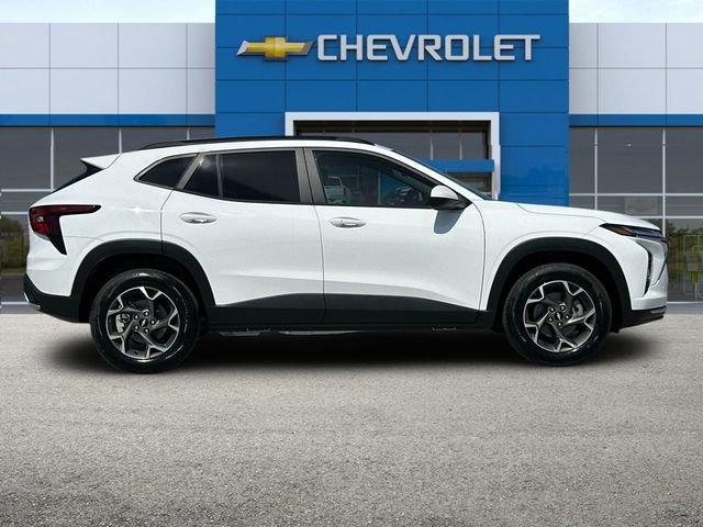 2025 Chevrolet Trax Vehicle Photo in RIVERSIDE, CA 92504-4106