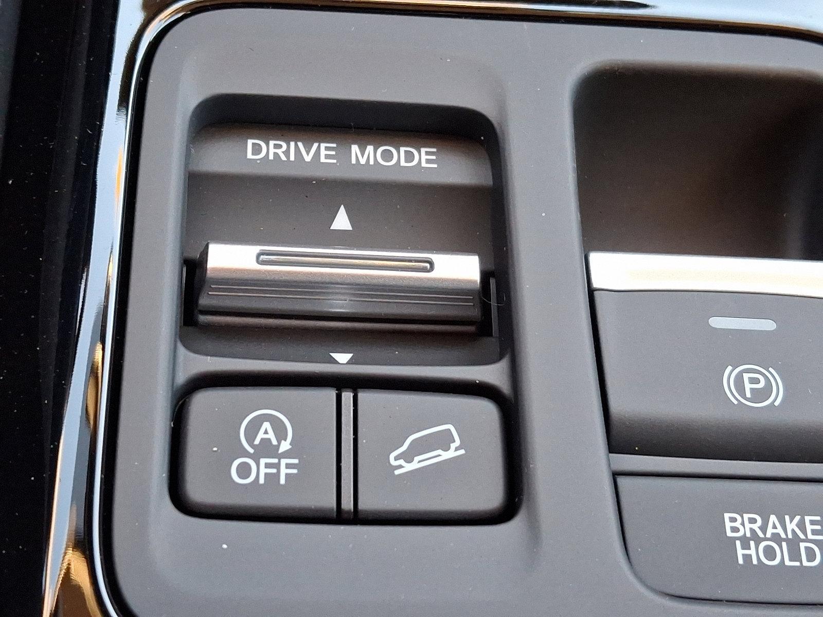 2025 Honda Pilot Vehicle Photo in Harrisburg, PA 17111