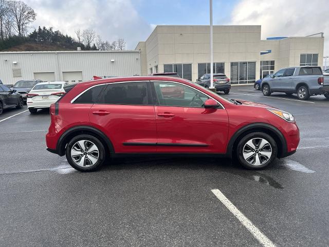 2017 Kia Niro Vehicle Photo in INDIANA, PA 15701-1897