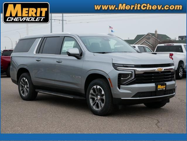 2025 Chevrolet Suburban Vehicle Photo in MAPLEWOOD, MN 55119-4794