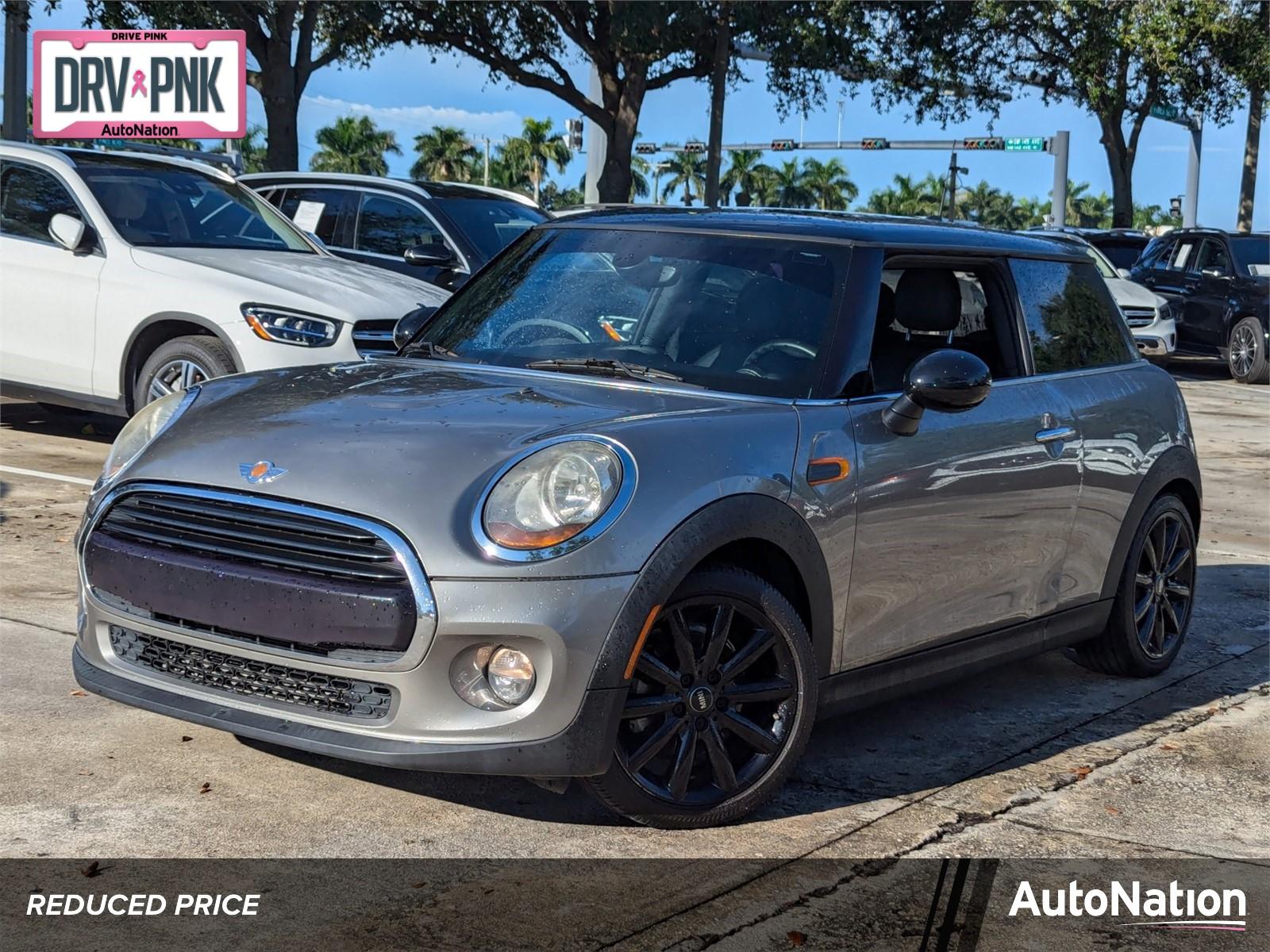 2018 MINI Cooper Hardtop 2 Door Vehicle Photo in Pembroke Pines , FL 33084