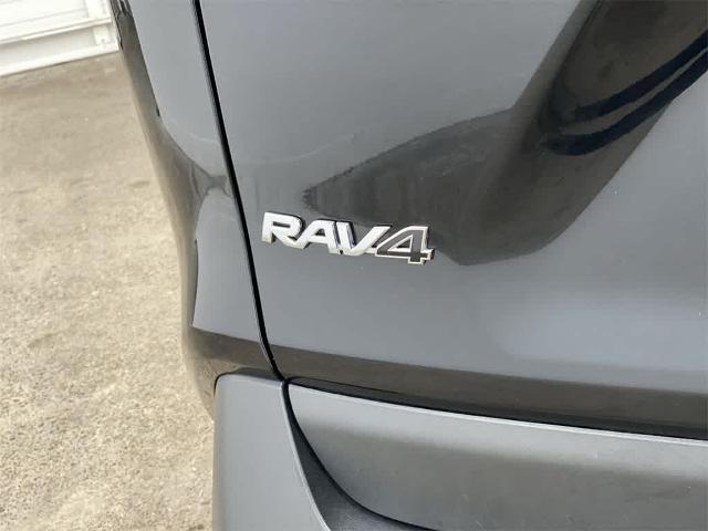 2022 Toyota RAV4 Vehicle Photo in PORTLAND, OR 97225-3518