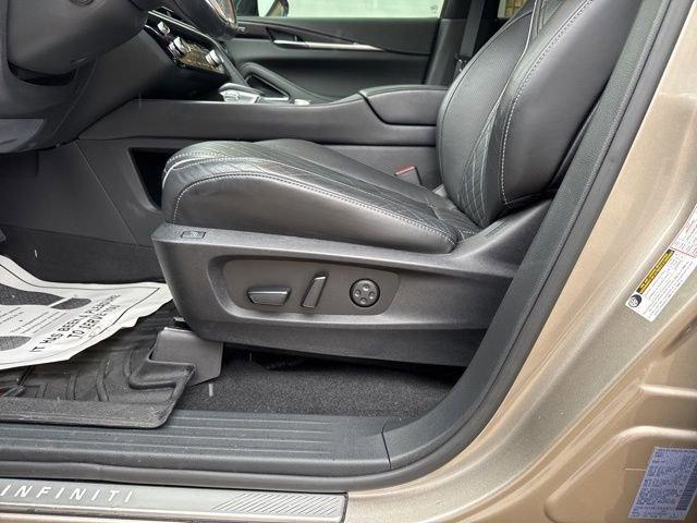 2022 INFINITI QX60 Vehicle Photo in MEDINA, OH 44256-9631