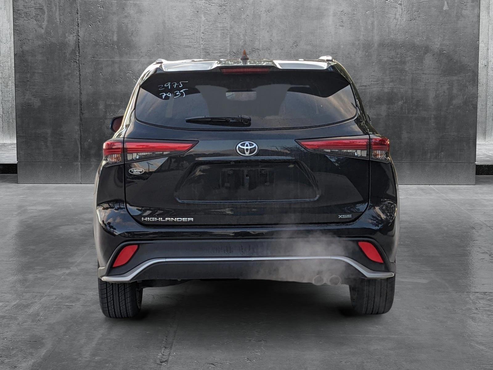 2022 Toyota Highlander Vehicle Photo in Davie, FL 33331