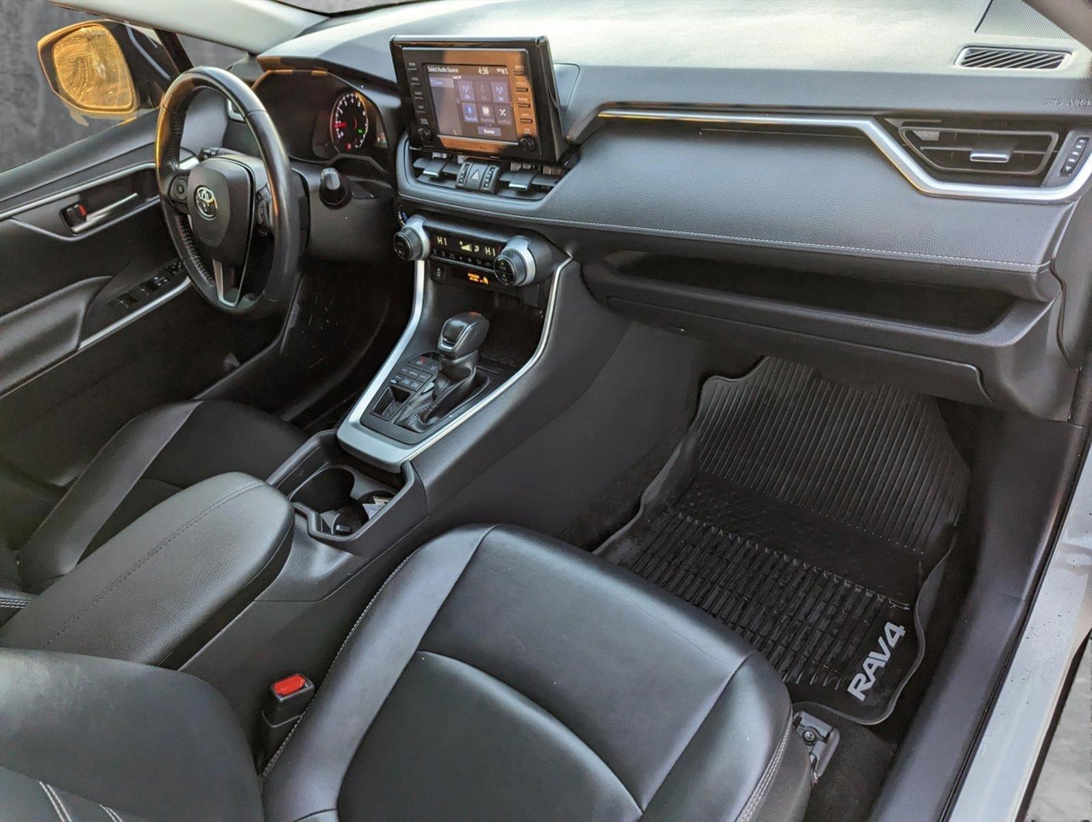 2019 Toyota RAV4 Vehicle Photo in Spokane Valley, WA 99212