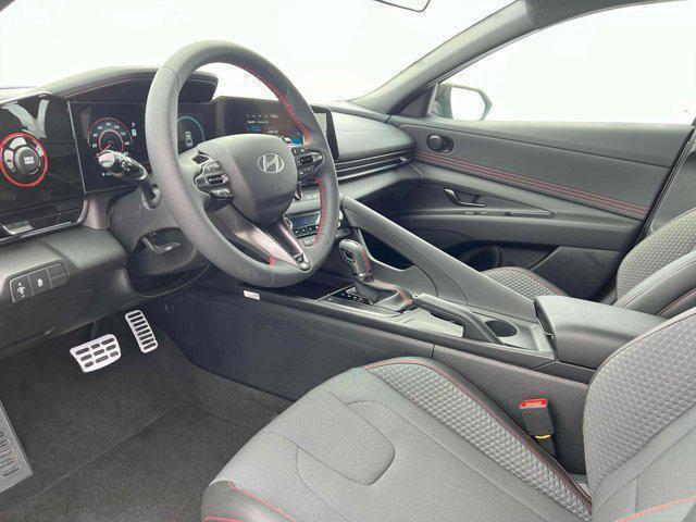 2024 Hyundai ELANTRA Vehicle Photo in Shiloh, IL 62269