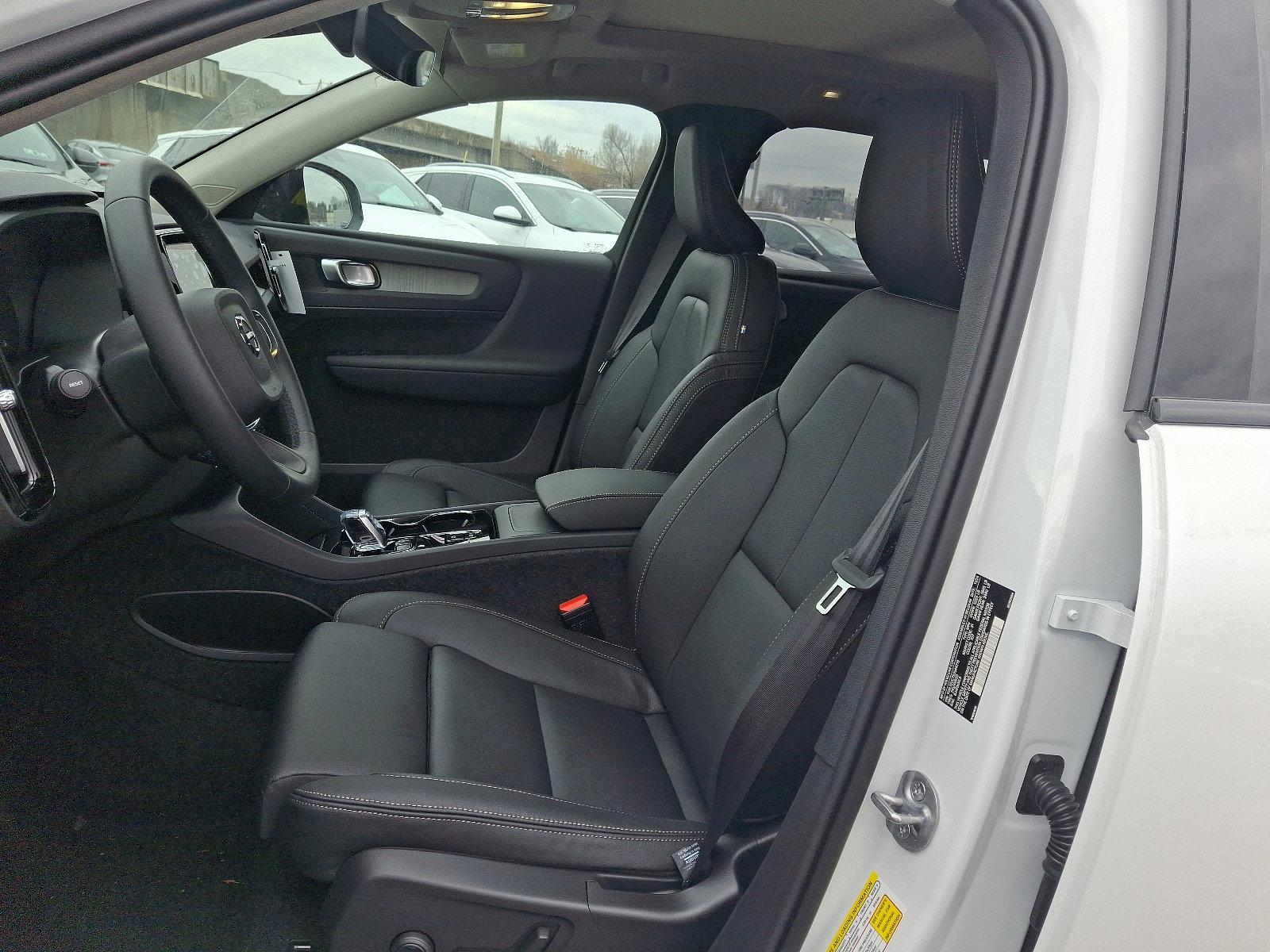 2025 Volvo XC40 Vehicle Photo in Trevose, PA 19053