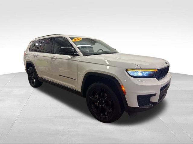 2023 Jeep Grand Cherokee L Vehicle Photo in MEDINA, OH 44256-9631