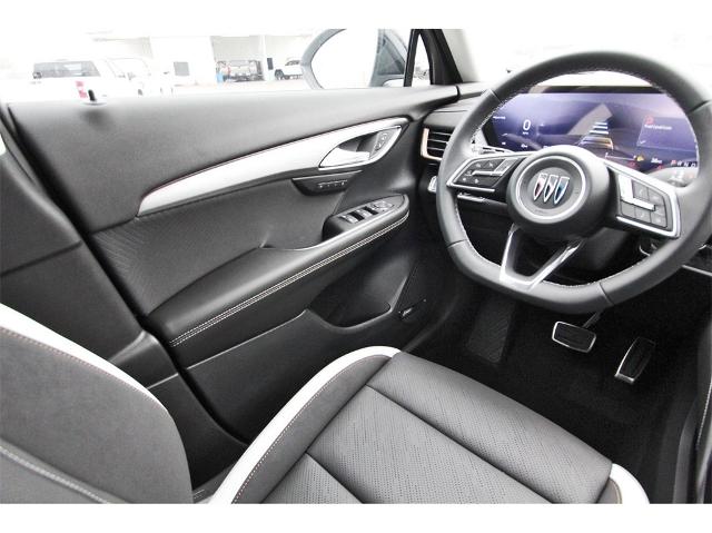 2025 Buick Envision Vehicle Photo in ROSENBERG, TX 77471-5675