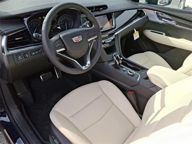 2025 Cadillac XT6 Vehicle Photo in ALLENTOWN, PA 18103-7399