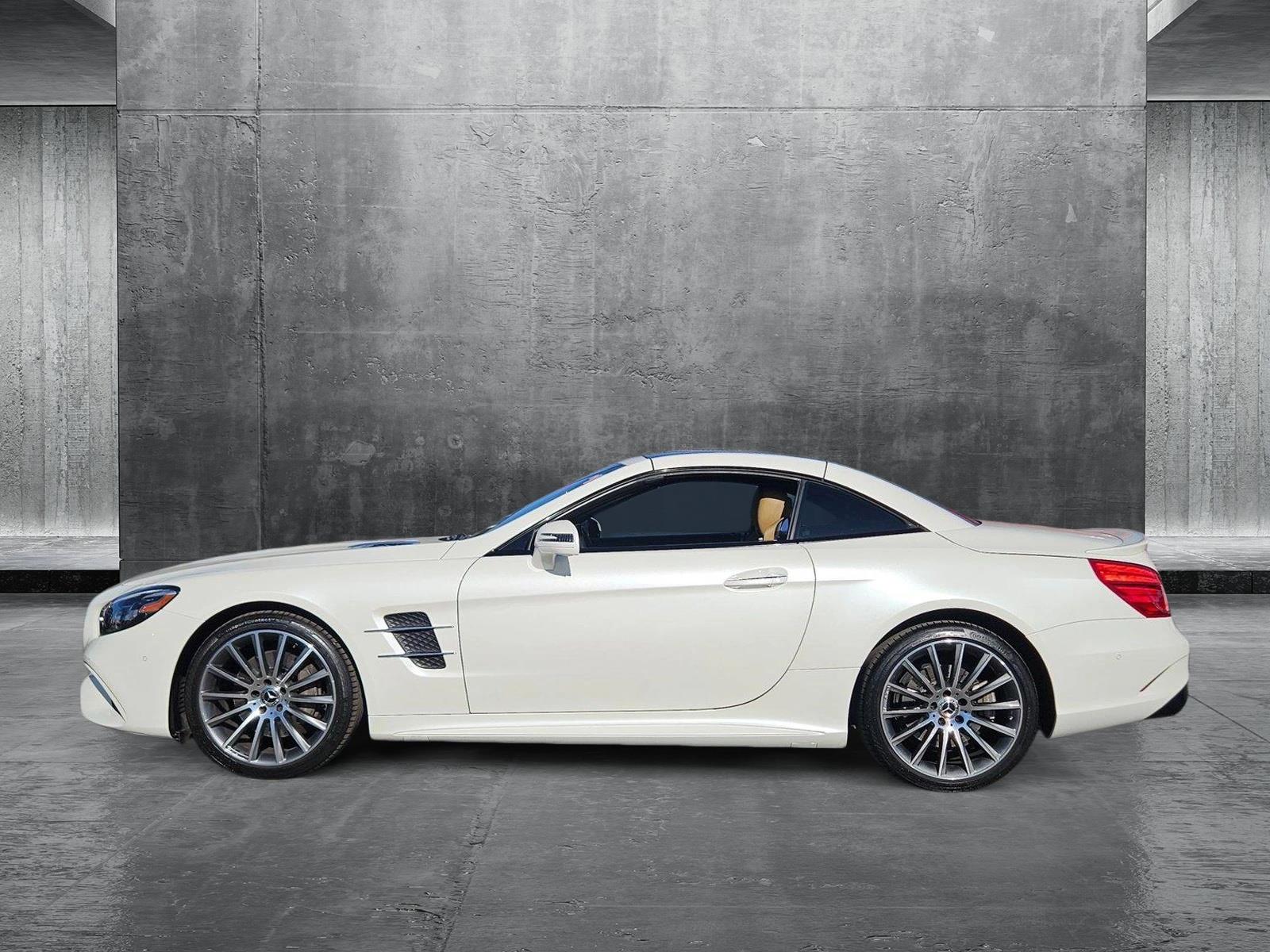 2019 Mercedes-Benz SL Vehicle Photo in PEORIA, AZ 85382-3715