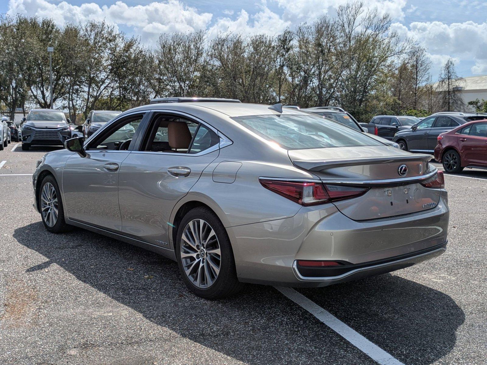 2020 Lexus ES 300h Vehicle Photo in Clearwater, FL 33761