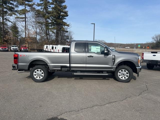 2024 Ford Super Duty F-250 SRW Vehicle Photo in Webster, MA 01570-1415
