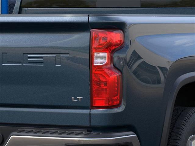 2025 Chevrolet Silverado 2500 HD Vehicle Photo in ENGLEWOOD, CO 80113-6708