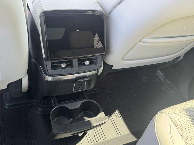 2026 Cadillac VISTIQ Vehicle Photo in LEOMINSTER, MA 01453-2952