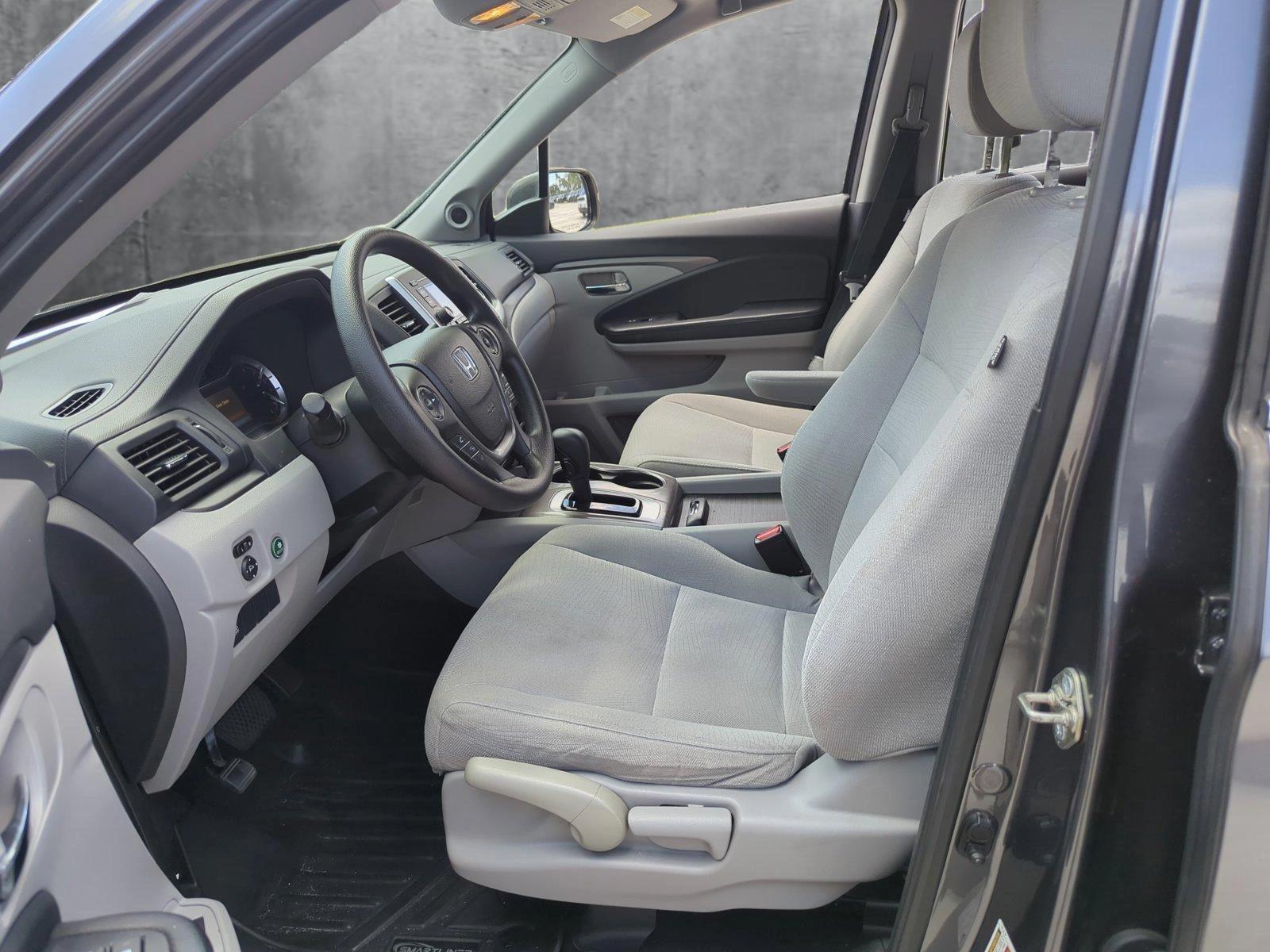 2017 Honda Pilot Vehicle Photo in Pembroke Pines, FL 33027
