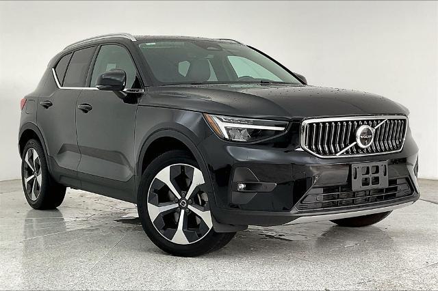 2024 Volvo XC40 Vehicle Photo in Grapevine, TX 76051